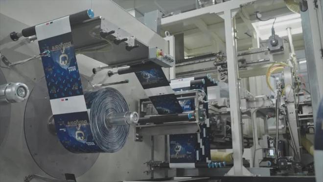 界茅台坐上世界的牌桌AG真人网页中国母婴(图5)